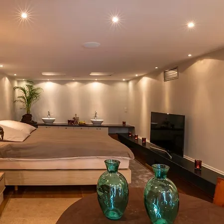 Beautyd Familie- Of Gezinskamer Junior-suite Centrum Gullegem