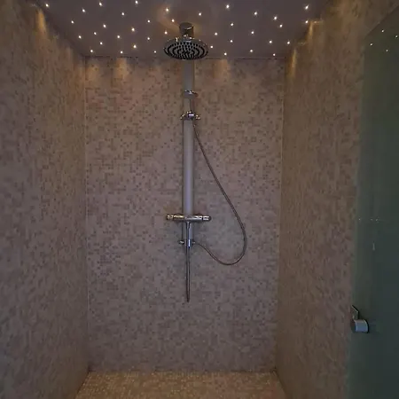 Beautyd Familie- Of Gezinskamer Junior-suite Centrum Gullegem